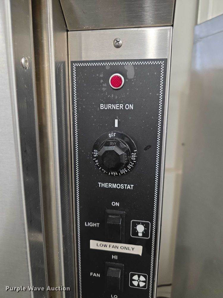 image for item DZ3762 Royal RCOS1 conventional oven