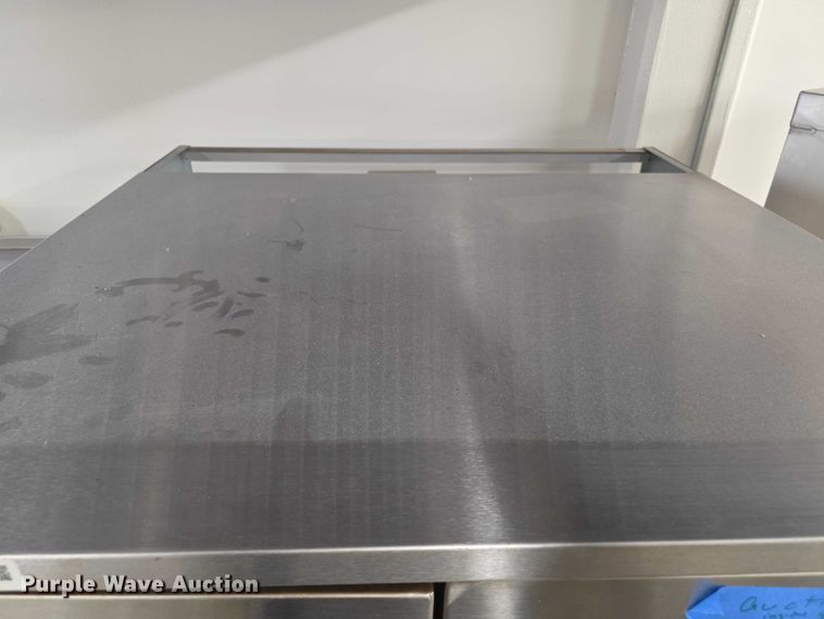 image for item DZ3762 Royal RCOS1 conventional oven