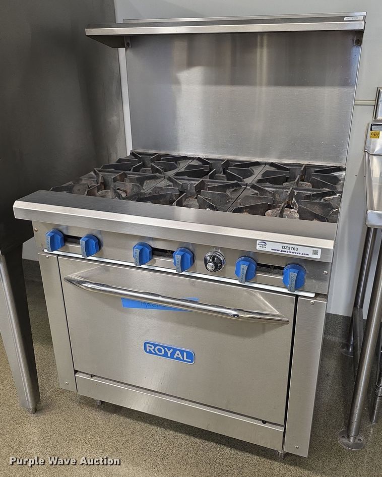 image for item DZ3763 Royal stove