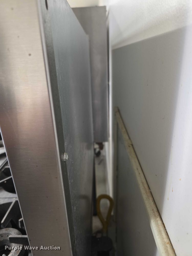 image for item DZ3763 Royal stove