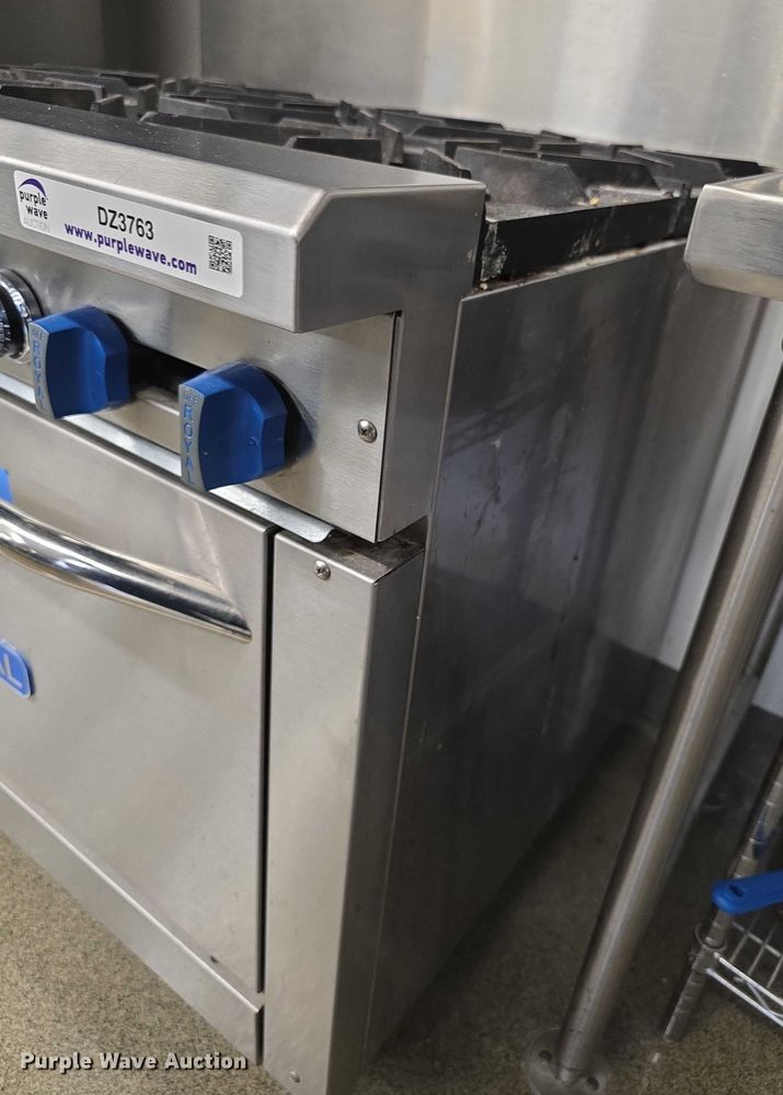 image for item DZ3763 Royal stove