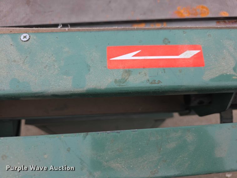 image for item DZ3765 International General 15005M1  belt sander