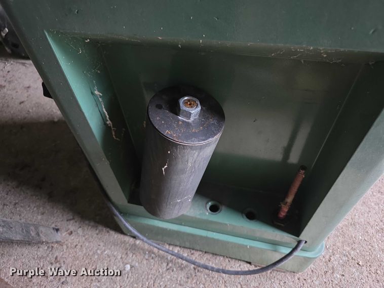 image for item DZ3766 International General 15020M1 oscillating spindle sander