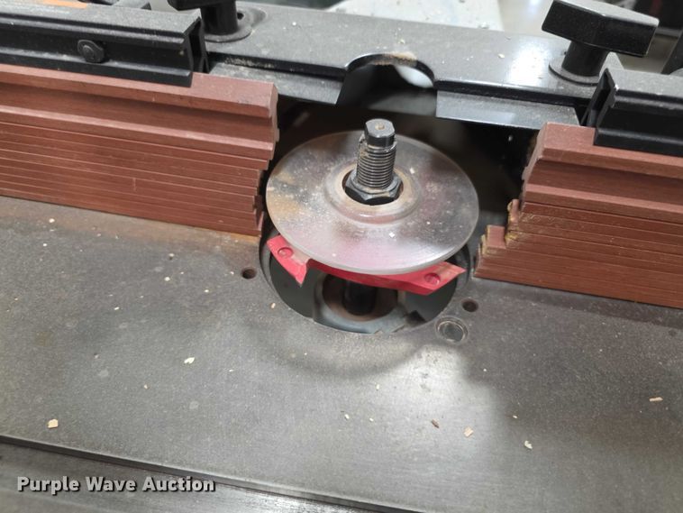 image for item DZ3769 Delta router