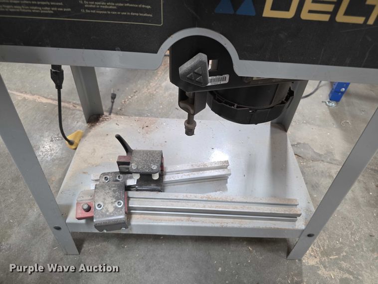 image for item DZ3769 Delta router