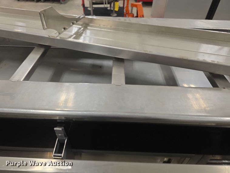 image for item DZ3774 (3) food service stations