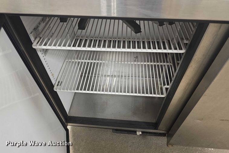 image for item DZ3774 (3) food service stations