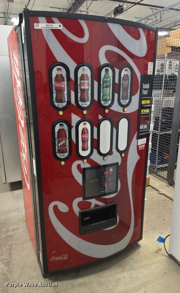 image for item DZ3776 Coca Cola 8-slotted soda machine RVCC6608 vending machine