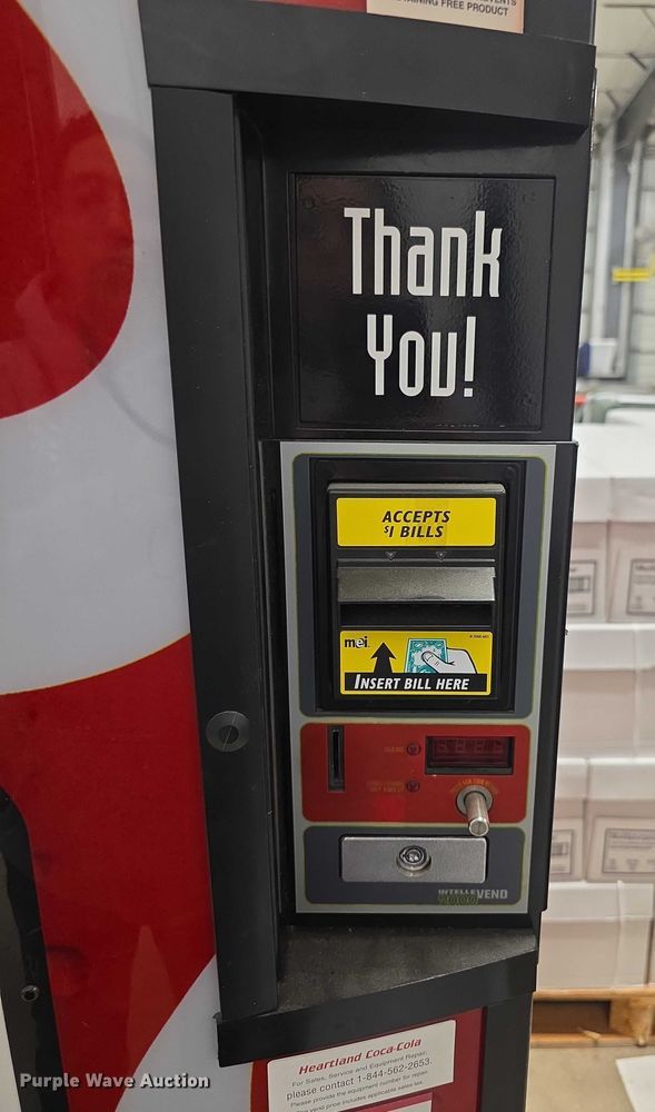 image for item DZ3776 Coca Cola 8-slotted soda machine RVCC6608 vending machine