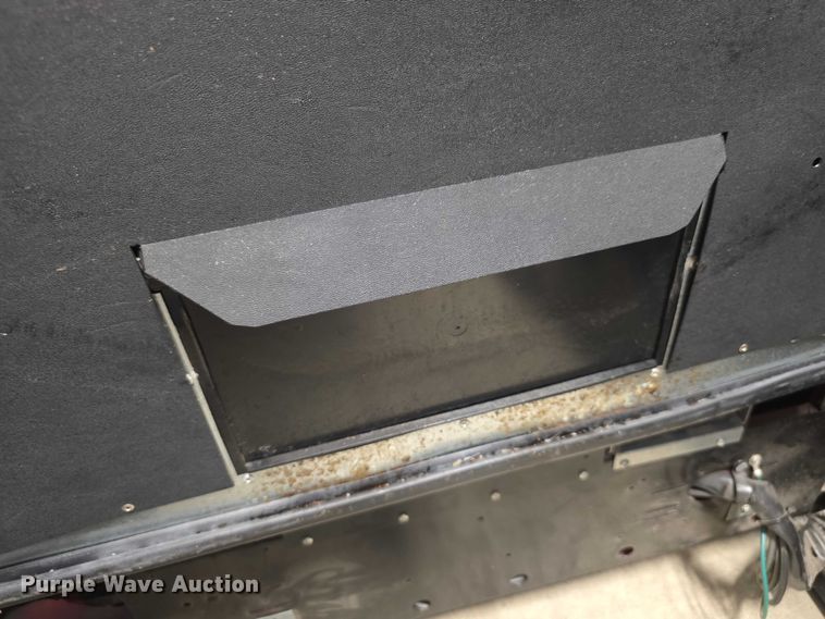 image for item DZ3776 Coca Cola 8-slotted soda machine RVCC6608 vending machine