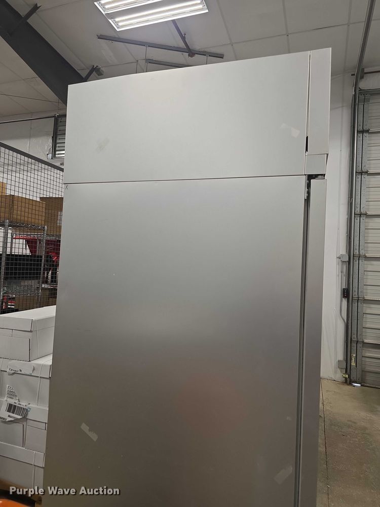 image for item DZ3777 Manitowoc AV2A  freezer