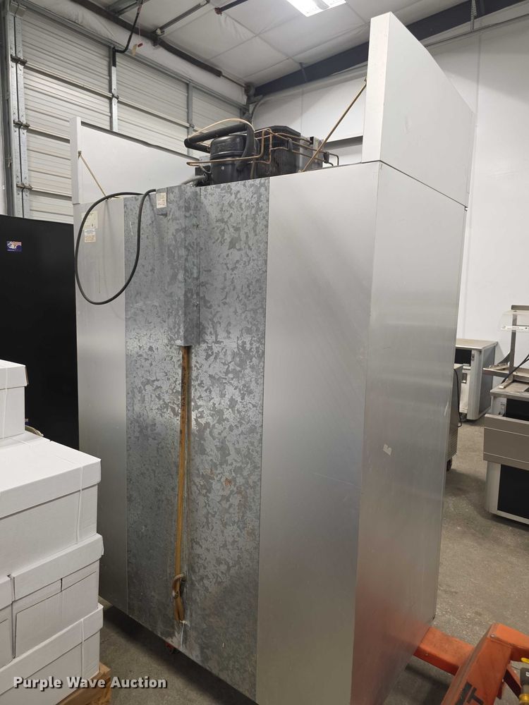 image for item DZ3777 Manitowoc AV2A  freezer