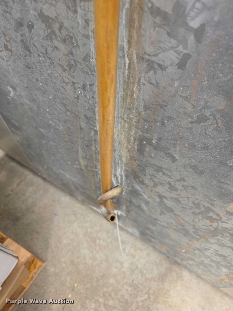 image for item DZ3777 Manitowoc AV2A  freezer