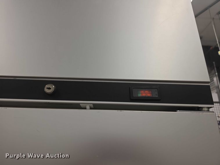 image for item DZ3777 Manitowoc AV2A  freezer