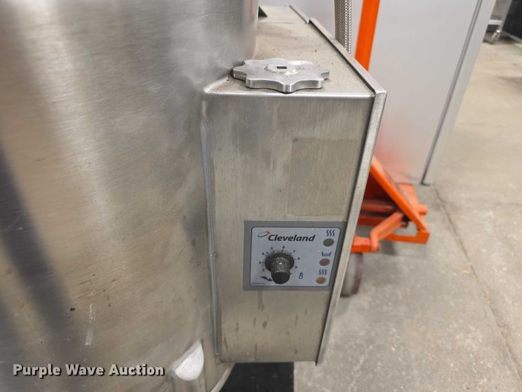 image for item DZ3778 Cleveland KGL25 soup kettle