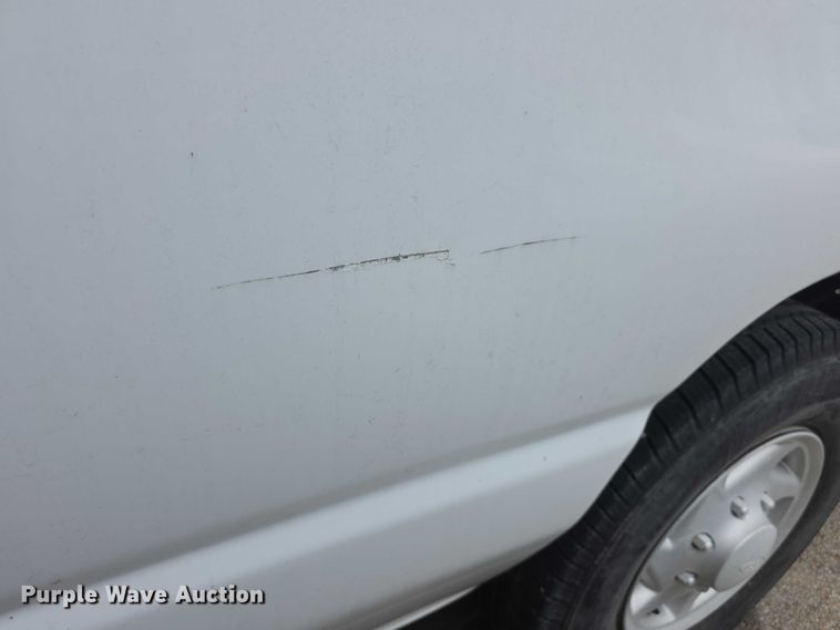 image for item DZ3787 2008 Ford E250 van