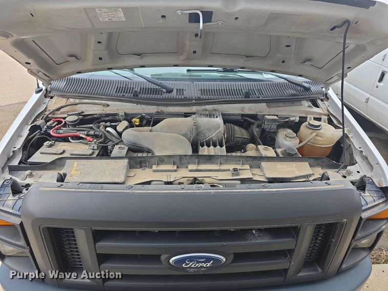 image for item DZ3787 2008 Ford E250 van