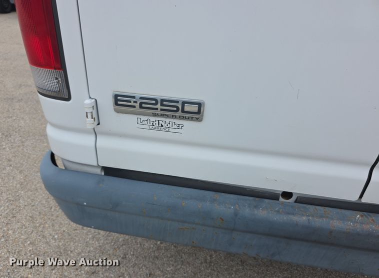 image for item DZ3788 2009 Ford E250 van