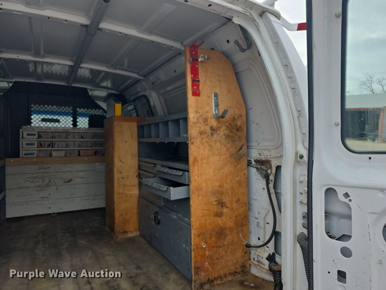 image for item DZ3788 2009 Ford E250 van
