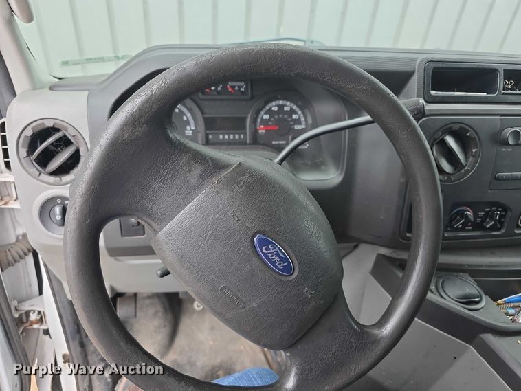 image for item DZ3789 2009 Ford E250 van