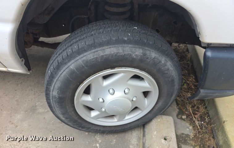 image for item DZ3789 2009 Ford E250 van