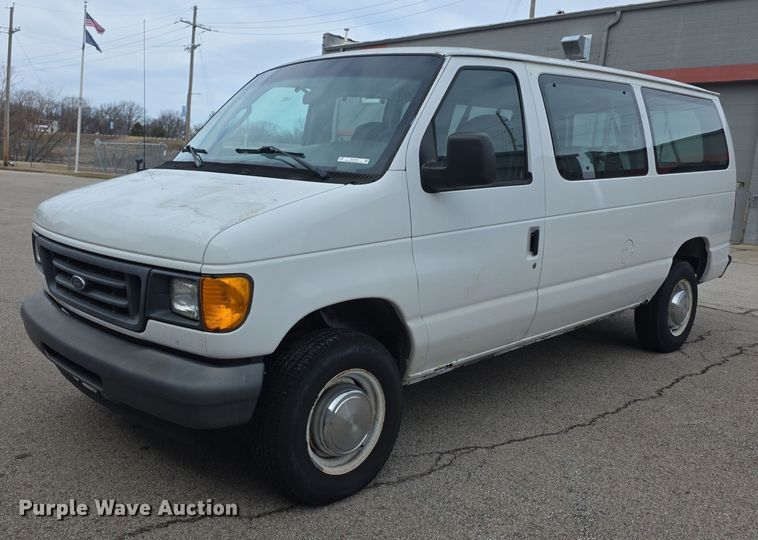 image for item DZ3790 2006 Ford E350 van