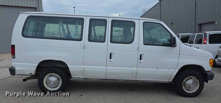 image for item DZ3790 2006 Ford E350 van