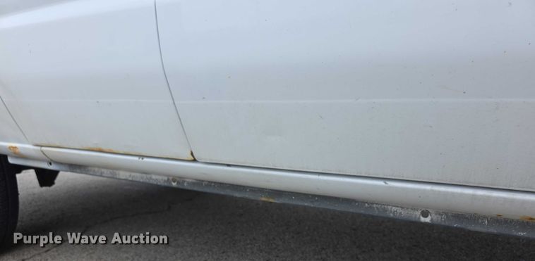 image for item DZ3790 2006 Ford E350 van