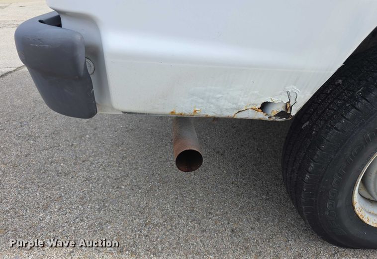 image for item DZ3790 2006 Ford E350 van