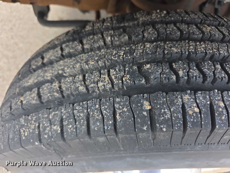 image for item DZ3790 2006 Ford E350 van