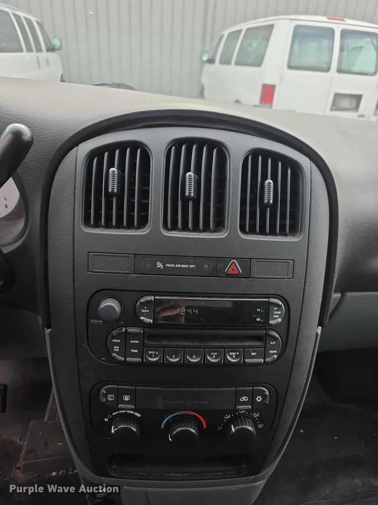 image for item DZ3791 2006 Dodge Grand Caravan C/V 