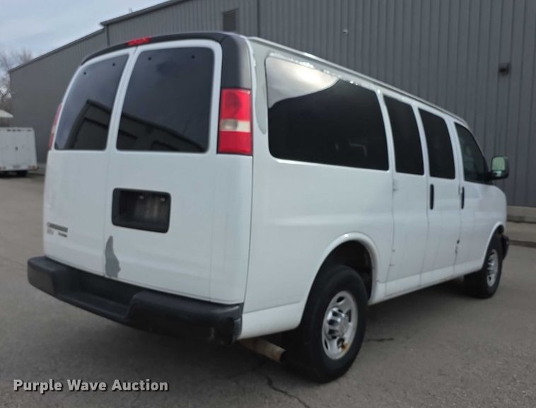 image for item DZ3792 2012 Chevrolet Express van