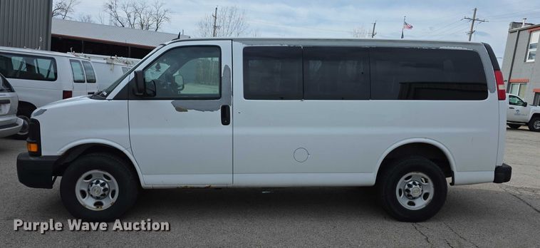 image for item DZ3792 2012 Chevrolet Express van
