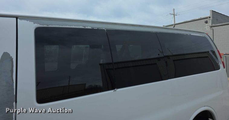 image for item DZ3792 2012 Chevrolet Express van