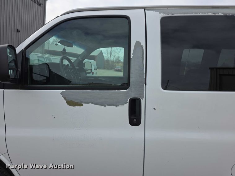 image for item DZ3792 2012 Chevrolet Express van