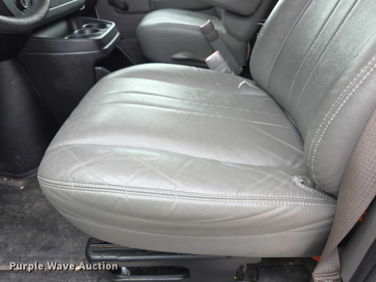 image for item DZ3792 2012 Chevrolet Express van