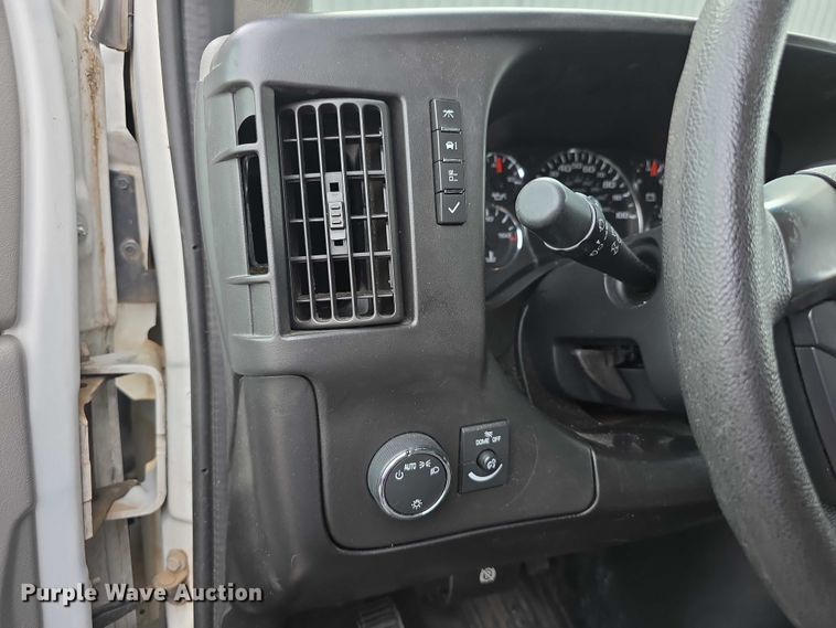 image for item DZ3792 2012 Chevrolet Express van