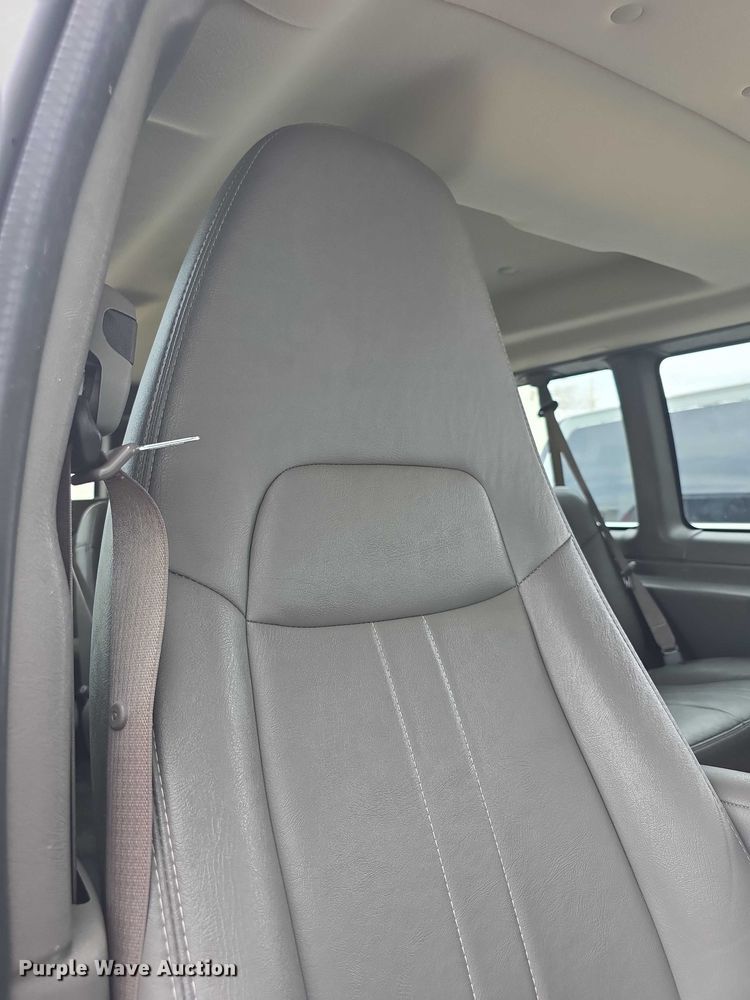 image for item DZ3792 2012 Chevrolet Express van