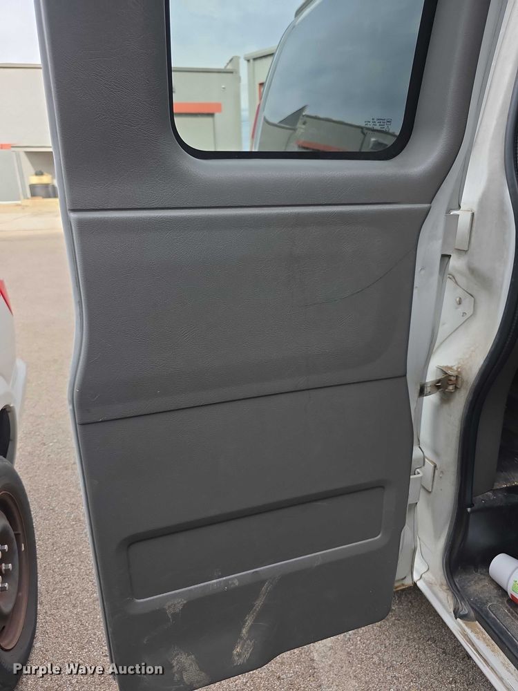 image for item DZ3792 2012 Chevrolet Express van