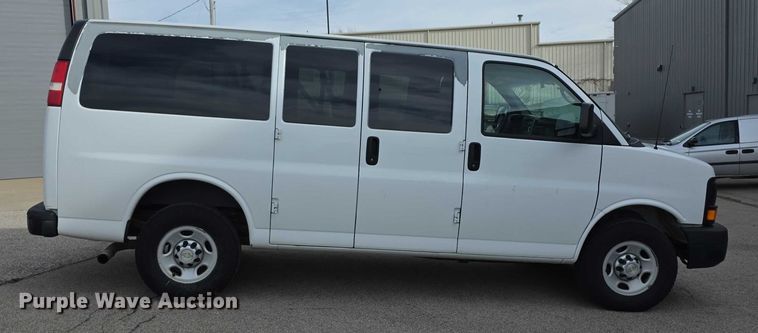 image for item DZ3793 2012 Chevrolet Express van