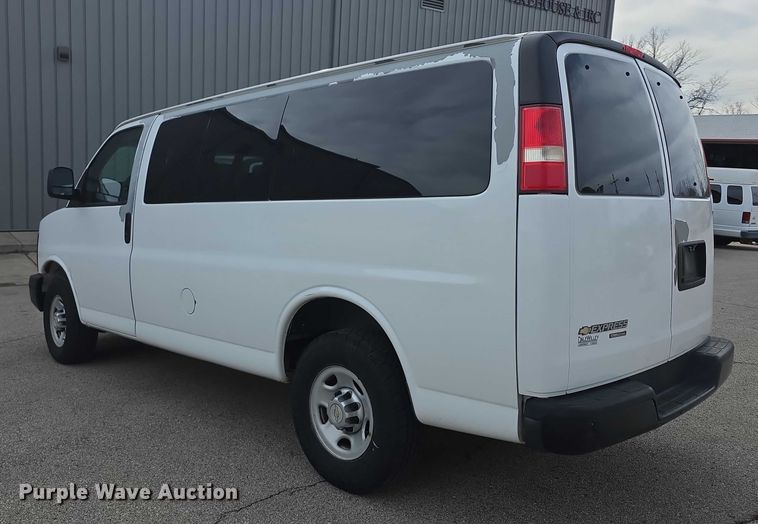 image for item DZ3793 2012 Chevrolet Express van