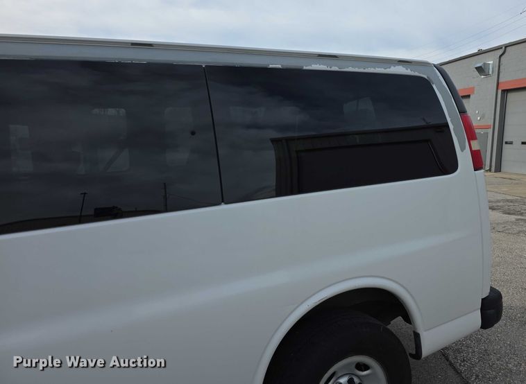image for item DZ3793 2012 Chevrolet Express van