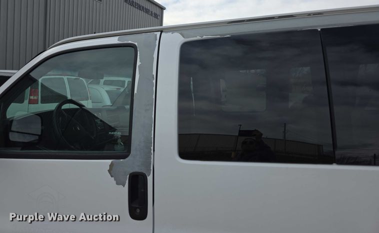 image for item DZ3793 2012 Chevrolet Express van