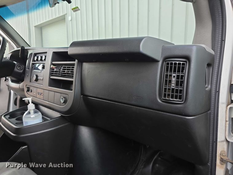 image for item DZ3793 2012 Chevrolet Express van