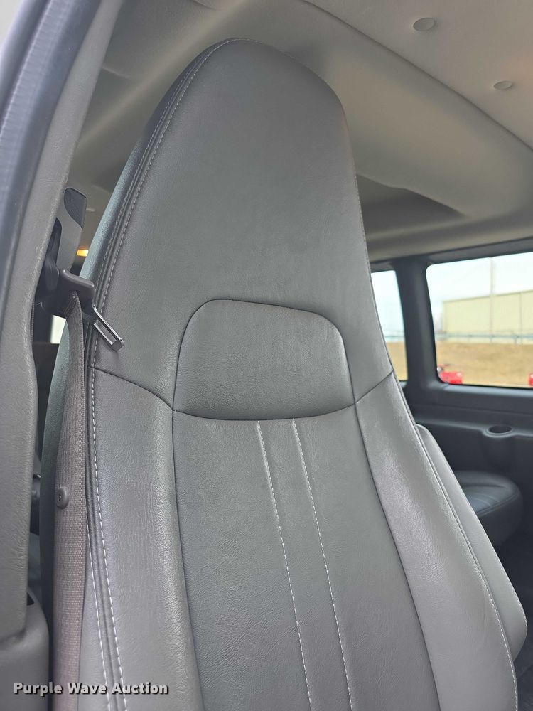 image for item DZ3793 2012 Chevrolet Express van