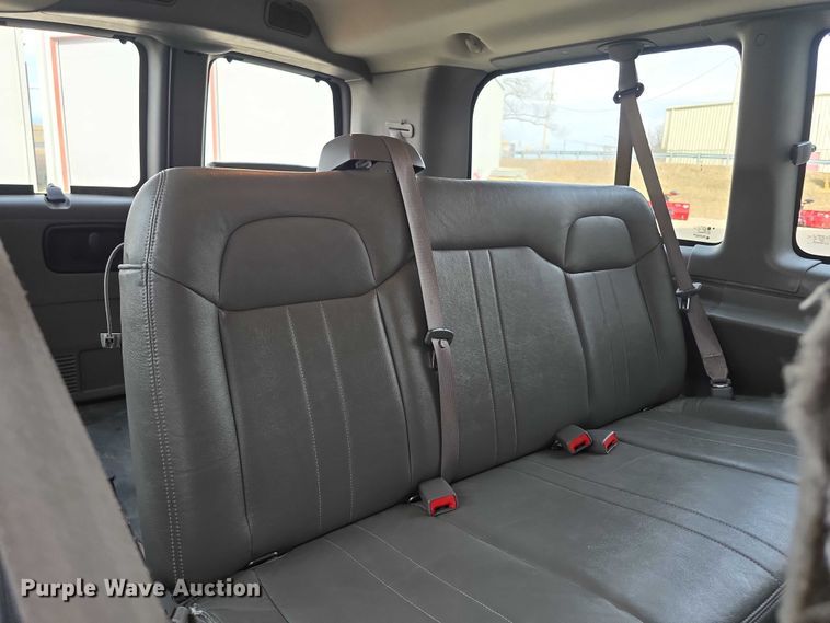 image for item DZ3793 2012 Chevrolet Express van