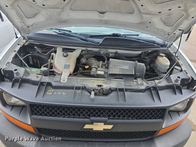 image for item DZ3793 2012 Chevrolet Express van