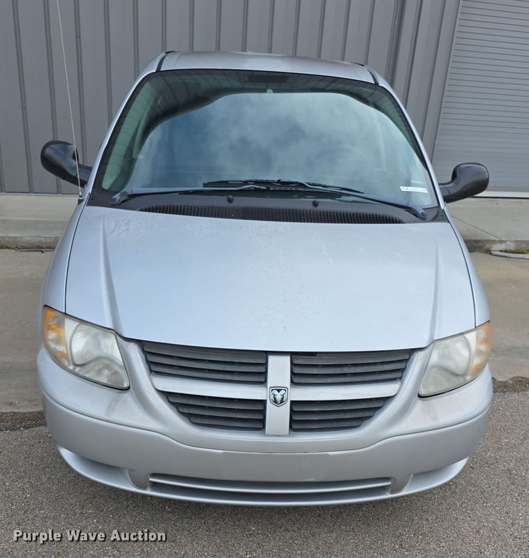 image for item DZ3794 2006 Dodge Grand Caravan C/V van