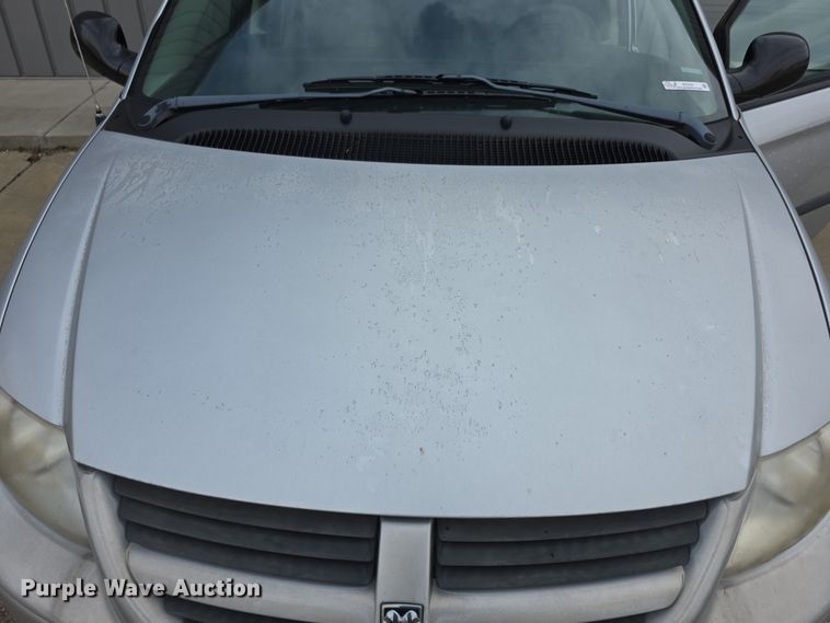 image for item DZ3794 2006 Dodge Grand Caravan C/V van
