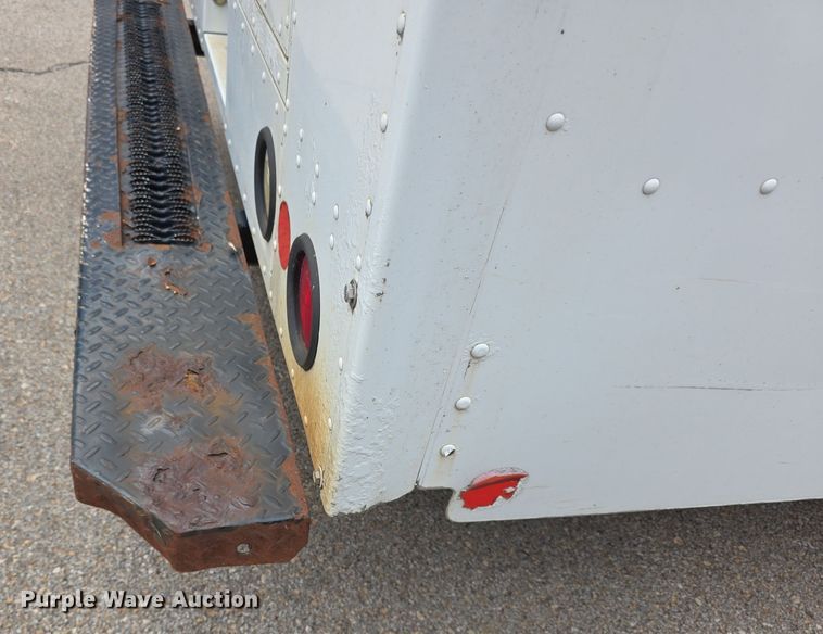 image for item DZ3795 2005 Ford Econoline Utilimaster delivery van